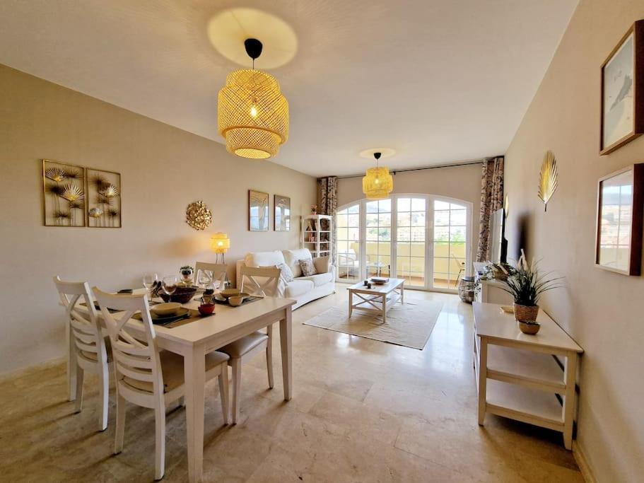 Appartement Royal Golf View: 2br, Pools & Ac *