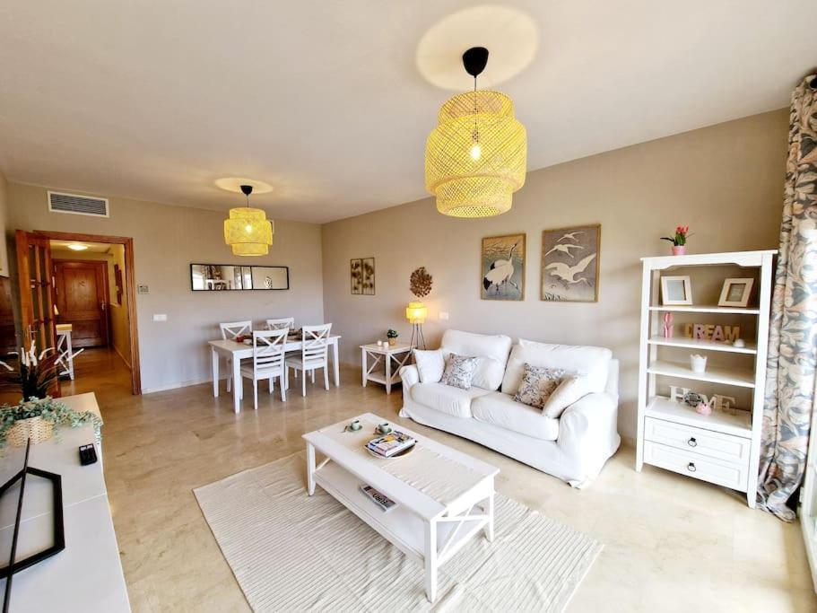 Appartement Royal Golf View: 2br, Pools & Ac